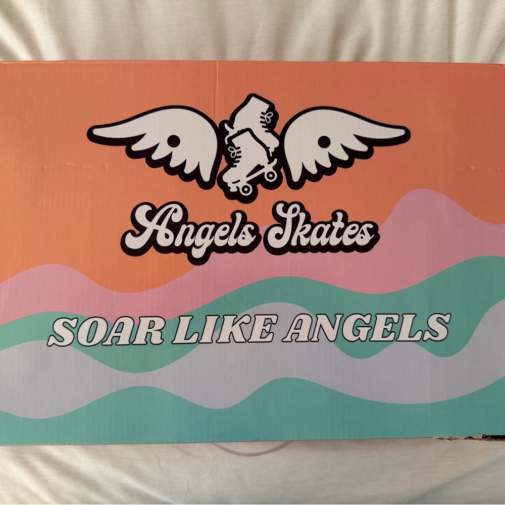 Angels Skates Box - Coral, Pink, Mint